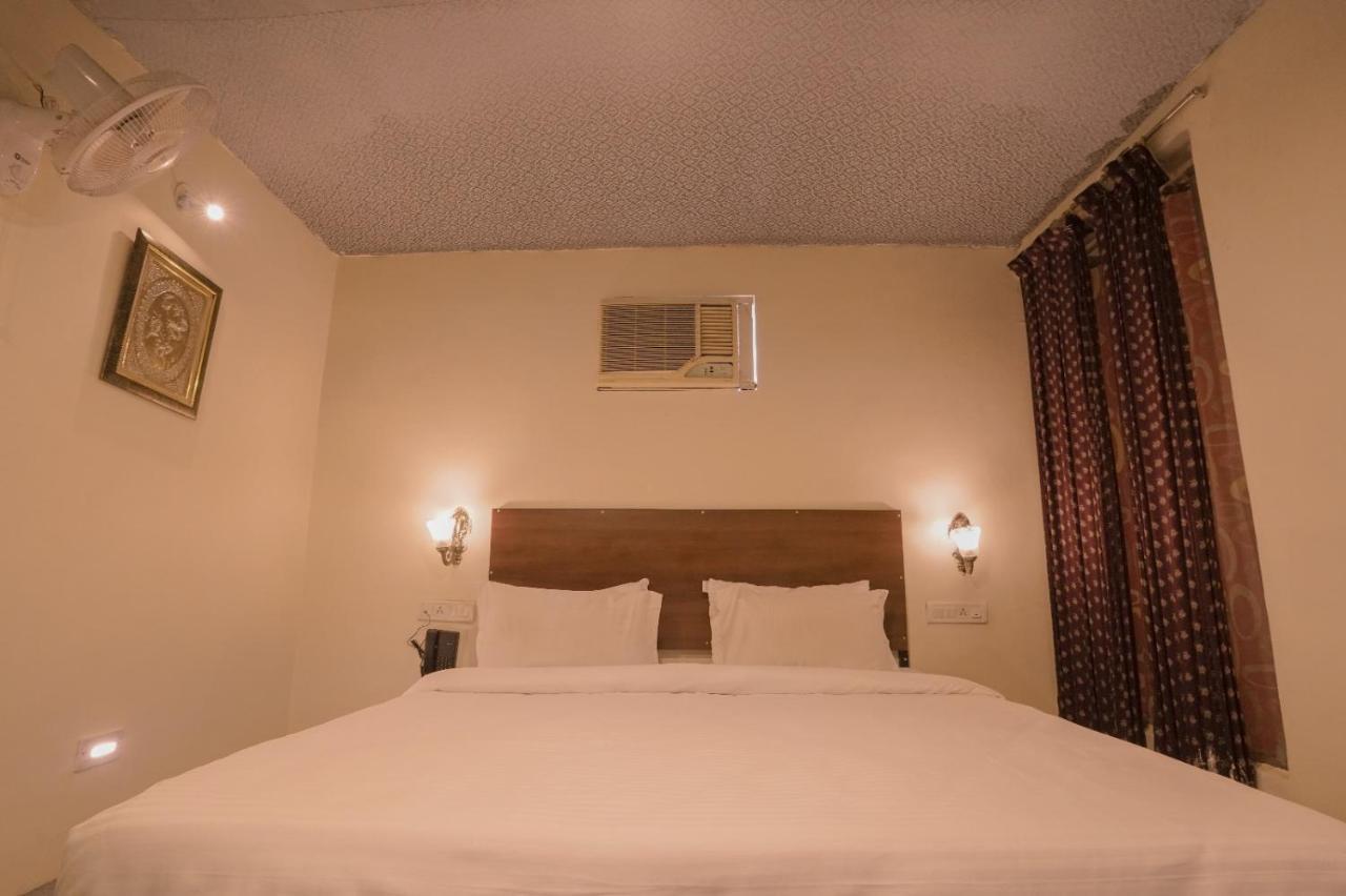 Royal Ocean Resort Джайпур Екстериор снимка