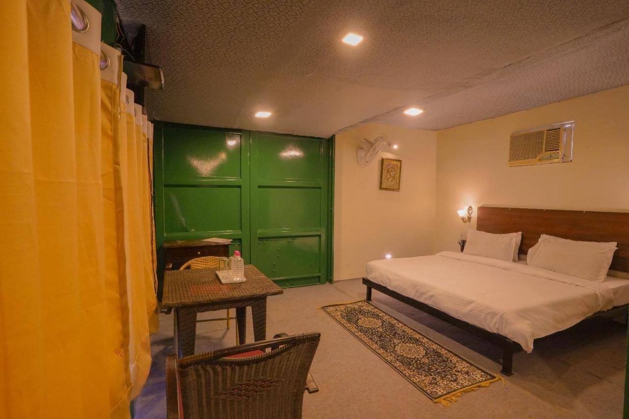 Royal Ocean Resort Джайпур Екстериор снимка