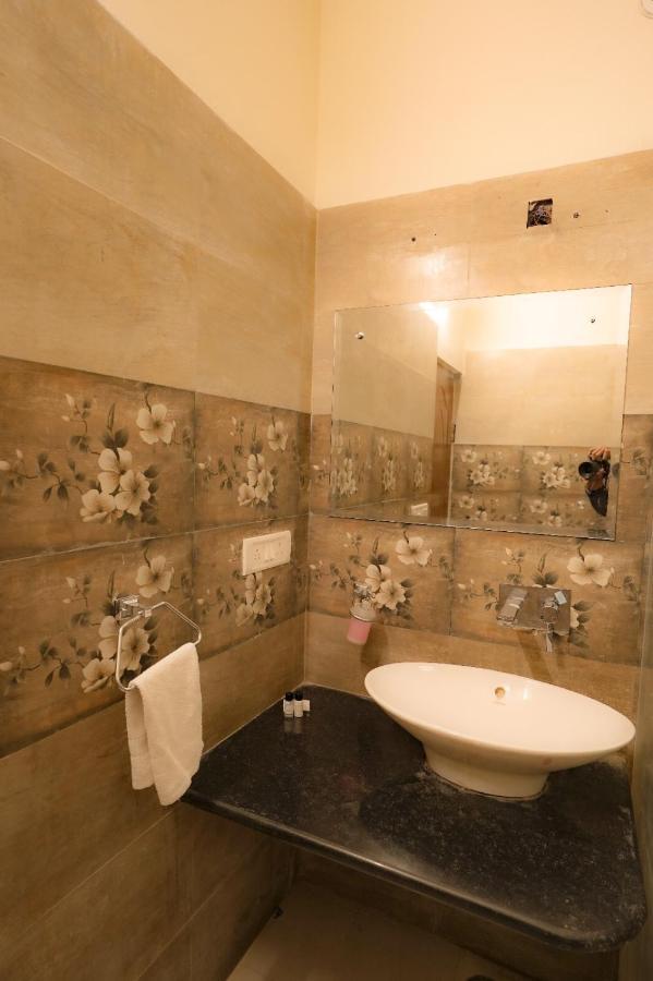 Royal Ocean Resort Джайпур Екстериор снимка